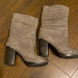 Vince Camuto Booties 6m